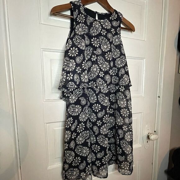 Tommy Hilfiger NWTs Floral Print Whispy Top Sleeveless Dress - Picture 4 of 15